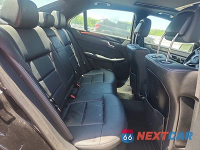 Zdjęcie 10 z 12 samochodu: 2016 MERCEDES-BENZ E 350 VIN:WDDHF5KBXGB207030 - miniatura