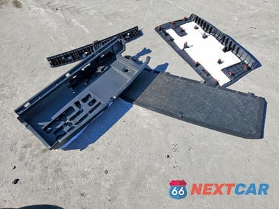 Zdjęcie 13 z 14 samochodu: 2021 TOYOTA HIGHLANDER XLE VIN:5TDGZRAH8MS086366 - miniatura