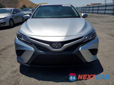 Piąte zdjęcie samochodu w środku: 2018 TOYOTA CAMRY SE VIN:JTNB11HK8J3047385 - miniatura