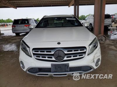 Piąte zdjęcie samochodu w środku: 2020 MERCEDES-BENZ GLA 250 4MATIC VIN:WDCTG4GB2LJ687465 - miniatura