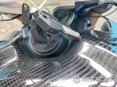 Zdjęcie 8 z 9 samochodu: 2021 DUCATI STREETFIGHTER V4 VIN:ZDMFAKNWXMB006421 - miniatura