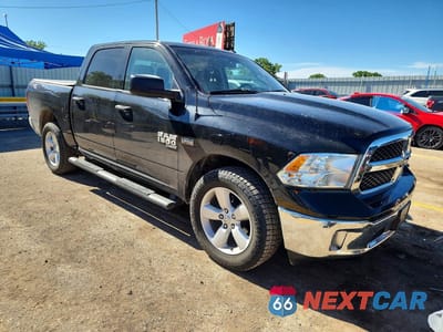 Czwarte zdjęcie samochodu z boku: 2020 RAM 1500 CLASSIC TRADESMAN VIN:3C6RR7KT4LG131551 - miniatura