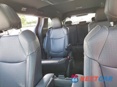 Zdjęcie 10 z 13 samochodu: 2023 TOYOTA SIENNA WOODLAND EDITION VIN:5TDCSKFC1PS085958 - miniatura