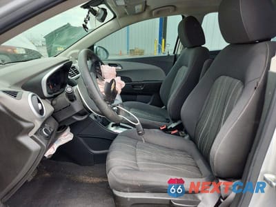 Zdjęcie 7 z 12 samochodu: 2018 CHEVROLET SONIC LT VIN:1G1JD5SH4J4129516 - miniatura