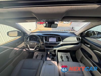 Zdjęcie 9 z 14 samochodu: 2017 TOYOTA HIGHLANDER LIMITED VIN:5TDYZRFH6HS230158 - miniatura