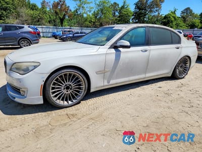 2013 BMW 750 LI WBAYE8C56DDS15968 - główne zdjęcie licytacji z USA - miniatura