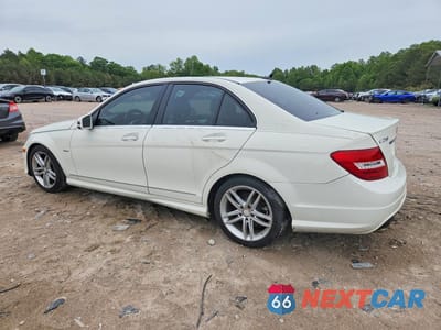 Drugie zdjęcie samochodu z przodu: 2012 MERCEDES-BENZ C 250 VIN:WDDGF4HB6CA703164 - miniatura