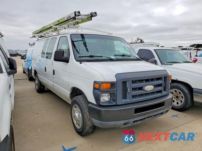 Czwarte zdjęcie samochodu z boku: 2014 FORD ECONOLINE E150 VAN VIN:1FTNE1EW6EDA56048 - miniatura