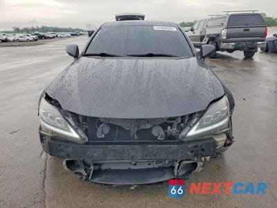 Piąte zdjęcie samochodu w środku: 2006 LEXUS IS 350 VIN:JTHBE262X62002851 - miniatura