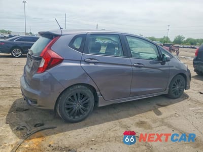 Trzecie zdjęcie samochodu z tyłu: 2019 HONDA FIT SPORT VIN:3HGGK5H6XKM713391 - miniatura