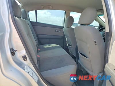 Zdjęcie 10 z 12 samochodu: 2010 NISSAN SENTRA 2.0 VIN:3N1AB6AP2AL707024 - miniatura