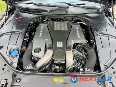 Zdjęcie 9 z 10 samochodu: 2017 MERCEDES-BENZ S 63 AMG VIN:WDDUG7JBXHA286408 - miniatura