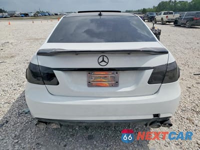 Zdjęcie 6 z 13 samochodu: 2010 MERCEDES-BENZ E 350 VIN:WDDHF5GB1AA068492 - miniatura