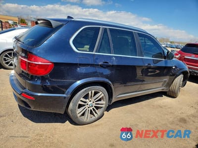 Trzecie zdjęcie samochodu z tyłu: 2012 BMW X5 XDRIVE50I VIN:5UXZV8C52CL424862 - miniatura