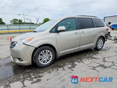 2017 TOYOTA SIENNA XLE PREMIUM 8-PASSENGER 5TDYZ3DC0HS771114 - główne zdjęcie licytacji z USA - miniatura