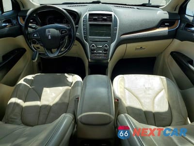 Zdjęcie 8 z 13 samochodu: 2016 LINCOLN MKC VIN:5LMCJ3C94GUJ04444 - miniatura