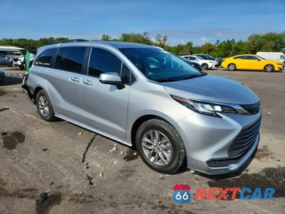 Czwarte zdjęcie samochodu z boku: 2022 TOYOTA SIENNA LE VIN:5TDKRKEC7NS083332 - miniatura