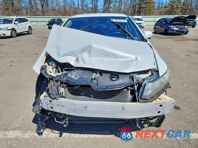 Piąte zdjęcie samochodu w środku: 2013 HONDA CIVIC HYBRID VIN:19XFB4F24DE201515 - miniatura