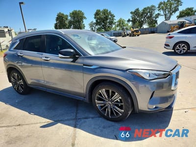 Czwarte zdjęcie samochodu z boku: 2022 INFINITI QX50 LUXE VIN:3PCAJ5BB2NF116533 - miniatura
