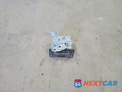 Zdjęcie 12 z 13 samochodu: 2003 TOYOTA CAMRY XLE V6 VIN:JTDBF30K730151318 - miniatura