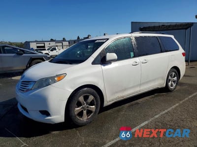 2016 TOYOTA SIENNA LE 5TDKK3DC9GS714581 - główne zdjęcie licytacji z USA - miniatura
