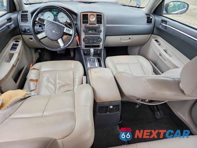 Zdjęcie 8 z 12 samochodu: 2007 CHRYSLER 300 TOURING VIN:2C3KA53G37H601425 - miniatura