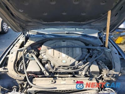 Zdjęcie 11 z 13 samochodu: 2013 BMW 750 I VIN:WBAYA8C59DC996681 - miniatura