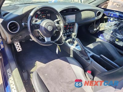 Zdjęcie 8 z 13 samochodu: 2018 TOYOTA 86 GT VIN:JF1ZNAE19J8700429 - miniatura