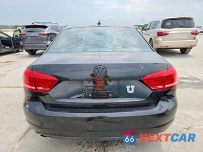Zdjęcie 6 z 13 samochodu: 2012 VOLKSWAGEN PASSAT S VIN:1VWAP7A34CC026442 - miniatura