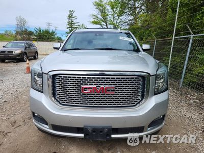 Piąte zdjęcie samochodu w środku: 2017 GMC YUKON XL DENALI VIN:1GKS2HKJ9HR215184 - miniatura