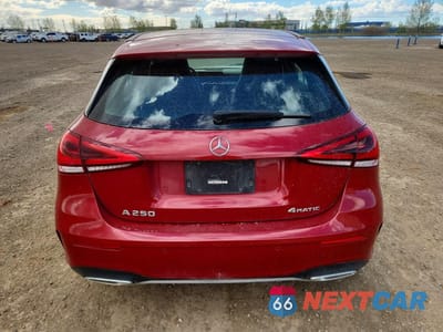 Zdjęcie 6 z 13 samochodu: 2022 MERCEDES-BENZ A 250 4MATIC VIN:W1K3F4HB4NJ345709 - miniatura