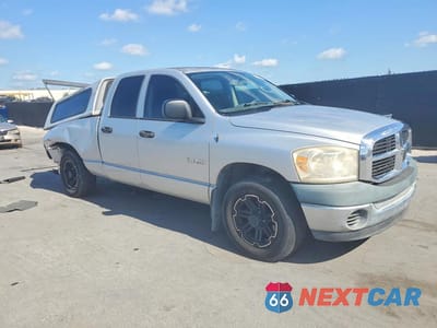 Czwarte zdjęcie samochodu z boku: 2008 DODGE RAM 1500 ST VIN:1D7HA18N48S520584 - miniatura