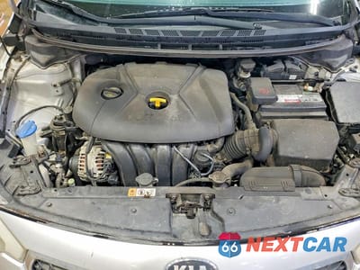 Zdjęcie 11 z 12 samochodu: 2015 KIA FORTE LX VIN:KNAFK4A61F5418929 - miniatura