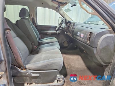 Zdjęcie 7 z 12 samochodu: 2008 CHEVROLET SILVERADO K1500 VIN:3GCEK13348G258931 - miniatura