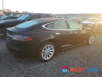 Trzecie zdjęcie samochodu z tyłu: 2017 TESLA MODEL S VIN:5YJSA1E16HF204389 - miniatura
