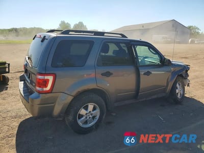 Trzecie zdjęcie samochodu z tyłu: 2012 FORD ESCAPE XLT VIN:1FMCU9DG2CKB33165 - miniatura
