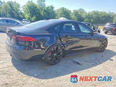 Trzecie zdjęcie samochodu z tyłu: 2024 JAGUAR XF R-DYNAMIC SE VIN:SAJBL4GX4RCY96164 - miniatura