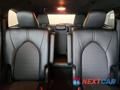Zdjęcie 10 z 14 samochodu: 2025 TOYOTA HIGHLANDER XSE VIN:5TDKDRBH8SS581770 - miniatura