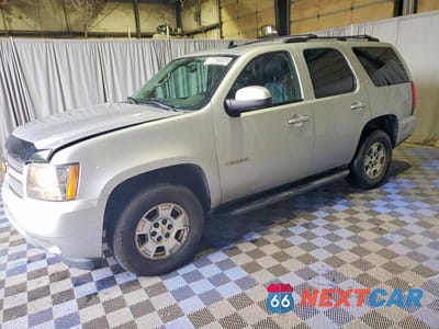2013 CHEVROLET TAHOE K1500 LT 1GNSKBE09DR240549 - główne zdjęcie licytacji z USA - miniatura