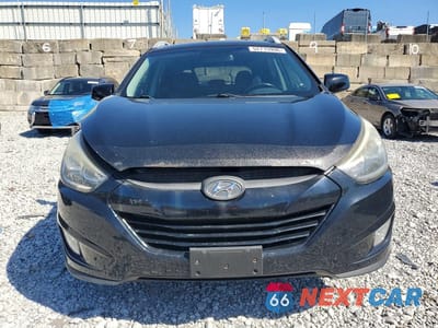 Piąte zdjęcie samochodu w środku: 2014 HYUNDAI TUCSON SE VIN:KM8JU3AGXEU840448 - miniatura
