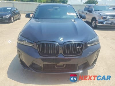 Piąte zdjęcie samochodu w środku: 2024 BMW X4 M VIN:5YM23EC09R9U27444 - miniatura