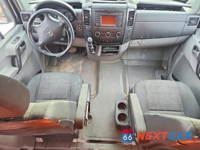 Zdjęcie 8 z 13 samochodu: 2016 MERCEDES-BENZ SPRINTER 2500 VIN:WDZPE7DD8GP223880 - miniatura