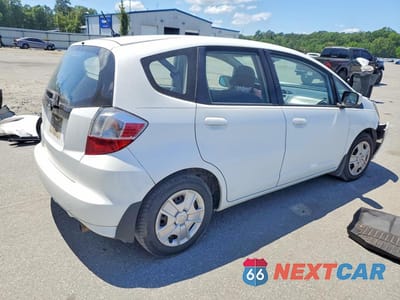 Trzecie zdjęcie samochodu z tyłu: 2012 HONDA FIT VIN:JHMGE8H36CC035687 - miniatura