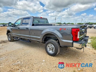 Drugie zdjęcie samochodu z przodu: 2019 FORD F350 SUPER DUTY VIN:1FT8W3BT2KEC44930 - miniatura