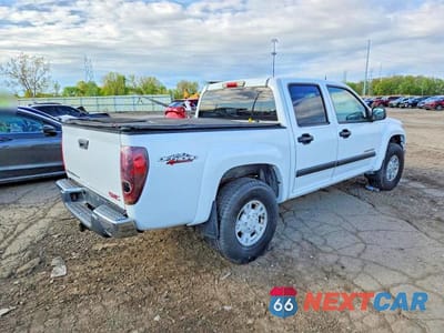 Trzecie zdjęcie samochodu z tyłu: 2005 GMC CANYON VIN:1GTDT136058219273 - miniatura
