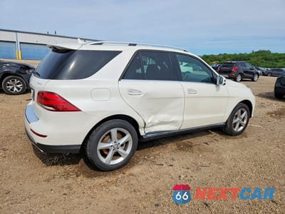 Trzecie zdjęcie samochodu z tyłu: 2016 MERCEDES-BENZ GLE 350 4MATIC VIN:4JGDA5HBXGA753035 - miniatura