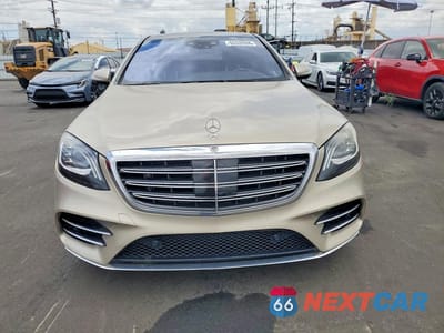 Piąte zdjęcie samochodu w środku: 2019 MERCEDES-BENZ S 560 VIN:WDDUG8DB8KA488138 - miniatura