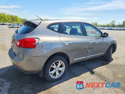 Trzecie zdjęcie samochodu z tyłu: 2011 NISS ROGUE S VIN:JN8AS5MV9BW684276 - miniatura