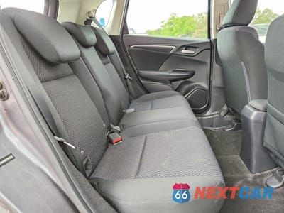 Zdjęcie 10 z 13 samochodu: 2019 HONDA FIT LX VIN:3HGGK5H4XKM704222 - miniatura