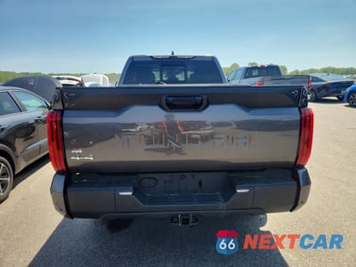 Zdjęcie 6 z 12 samochodu: 2023 TOYOTA TUNDRA SR5 VIN:5TFLA5DA2PX058106 - miniatura